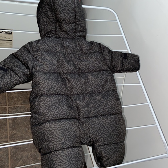 snow ❄️ jordan - Picture 10 of 10